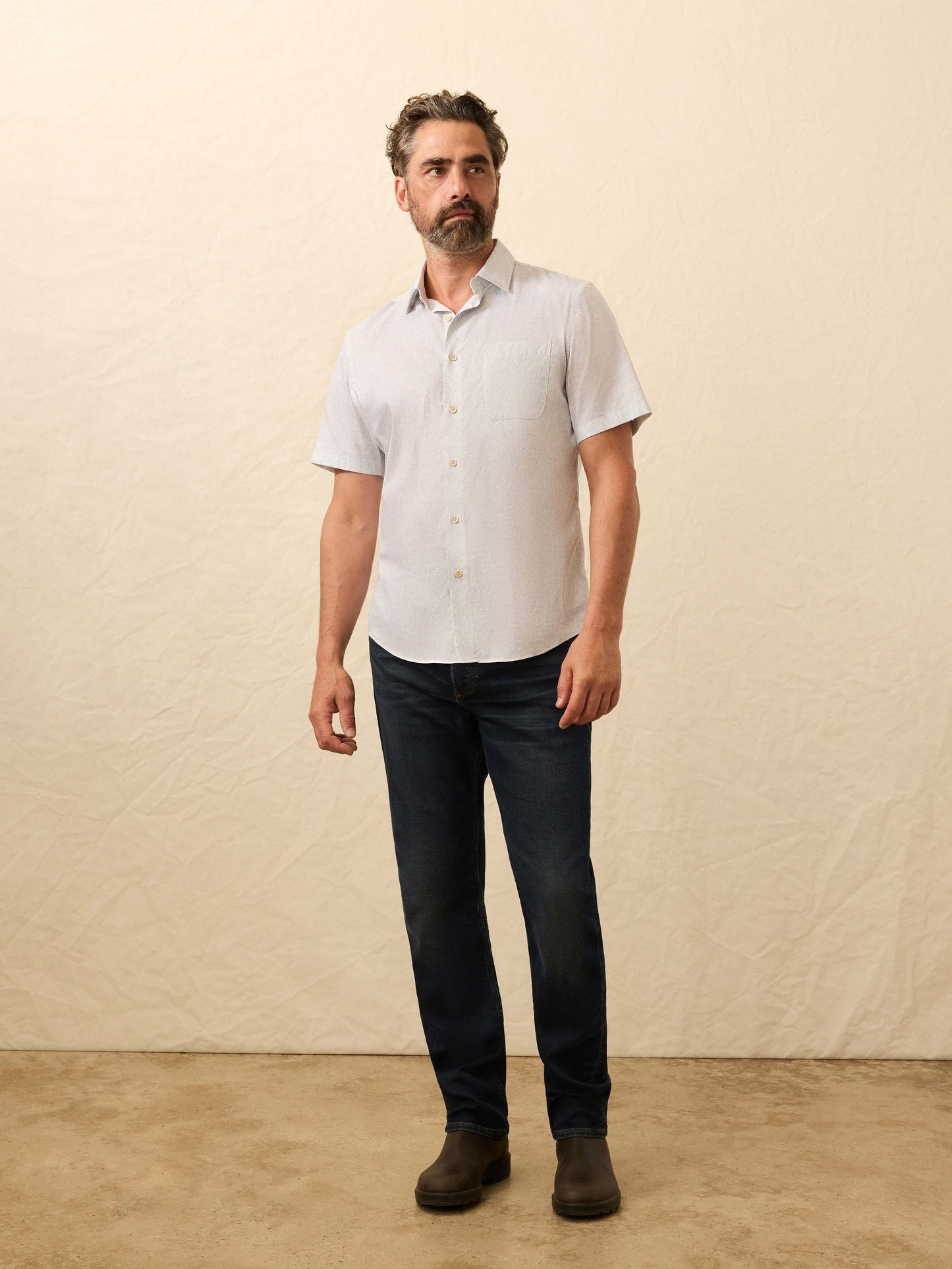 Short-Sleeve MovementTM Monterey Shirt - Ivory Sky Rainforest