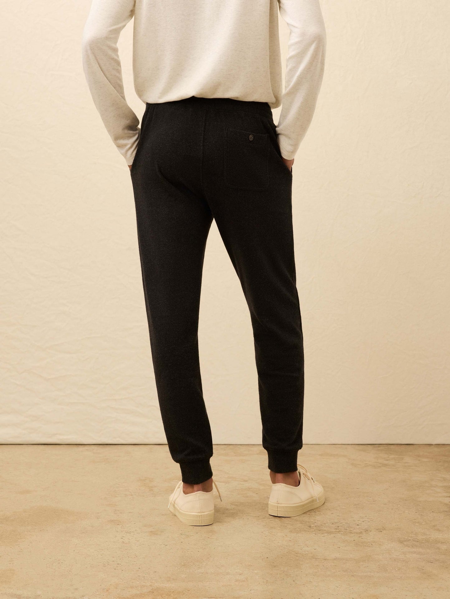 LegendTM Sweatpant - Heathered Black Twill