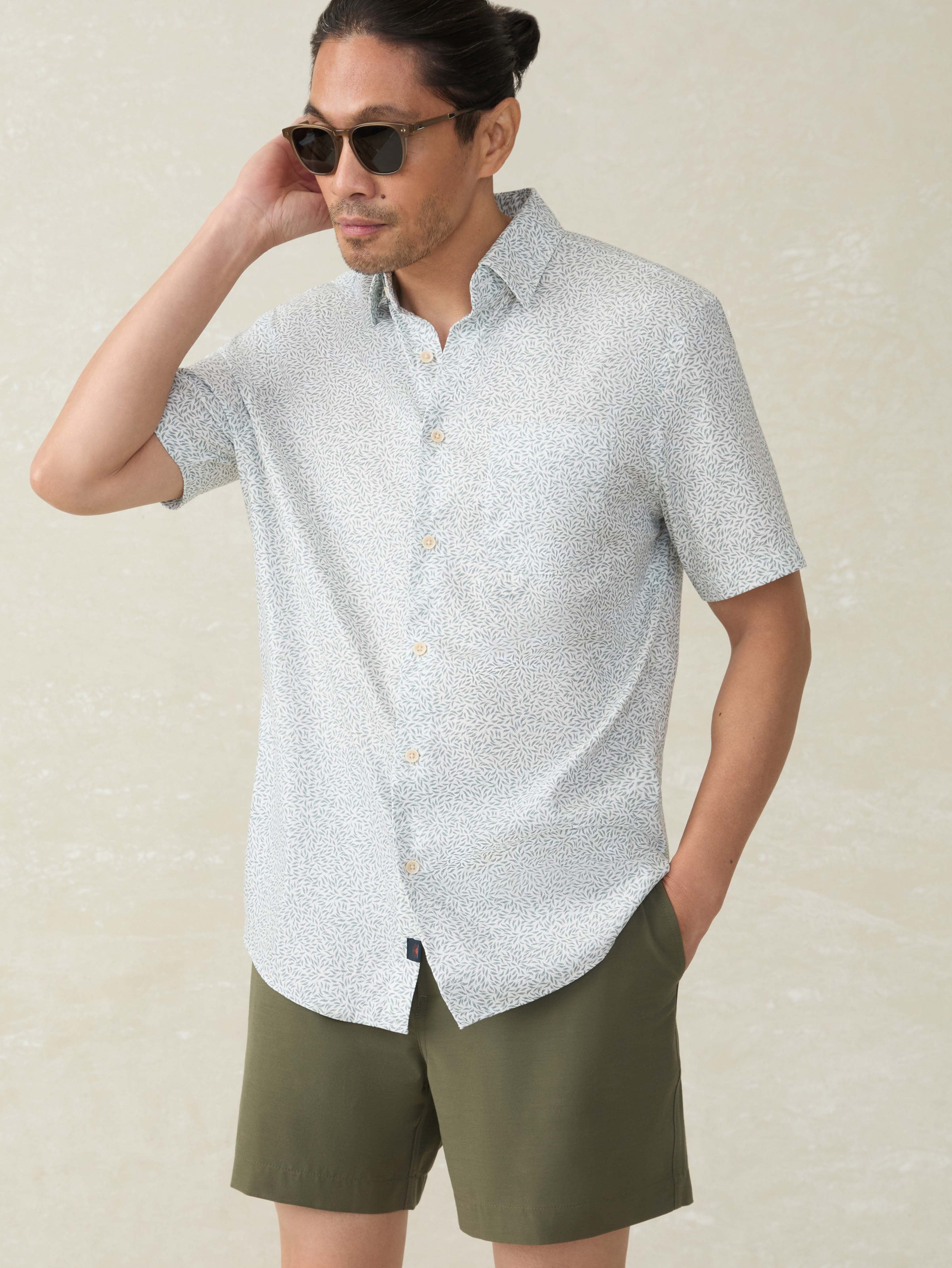 Short-Sleeve MovementTM Monterey Shirt - Sage Grove Foliage