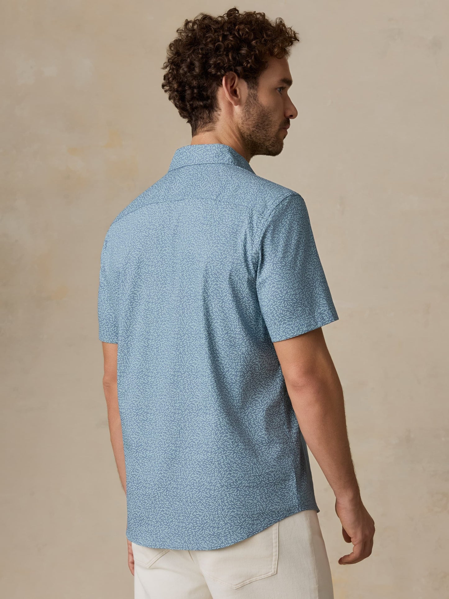 Short-Sleeve MovementTM Monterey Shirt - Teal Grove Foliage