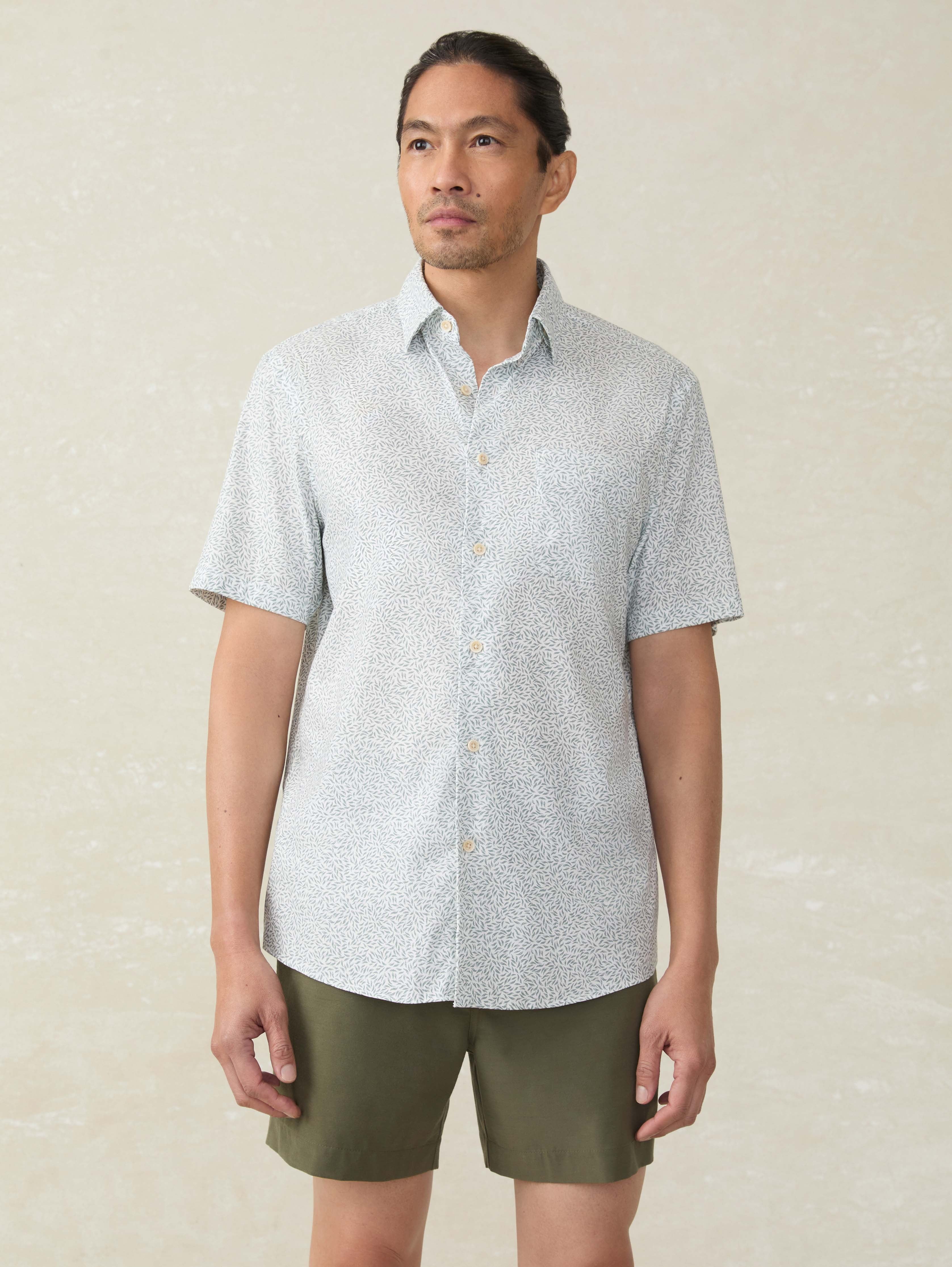 Short-Sleeve MovementTM Monterey Shirt - Sage Grove Foliage