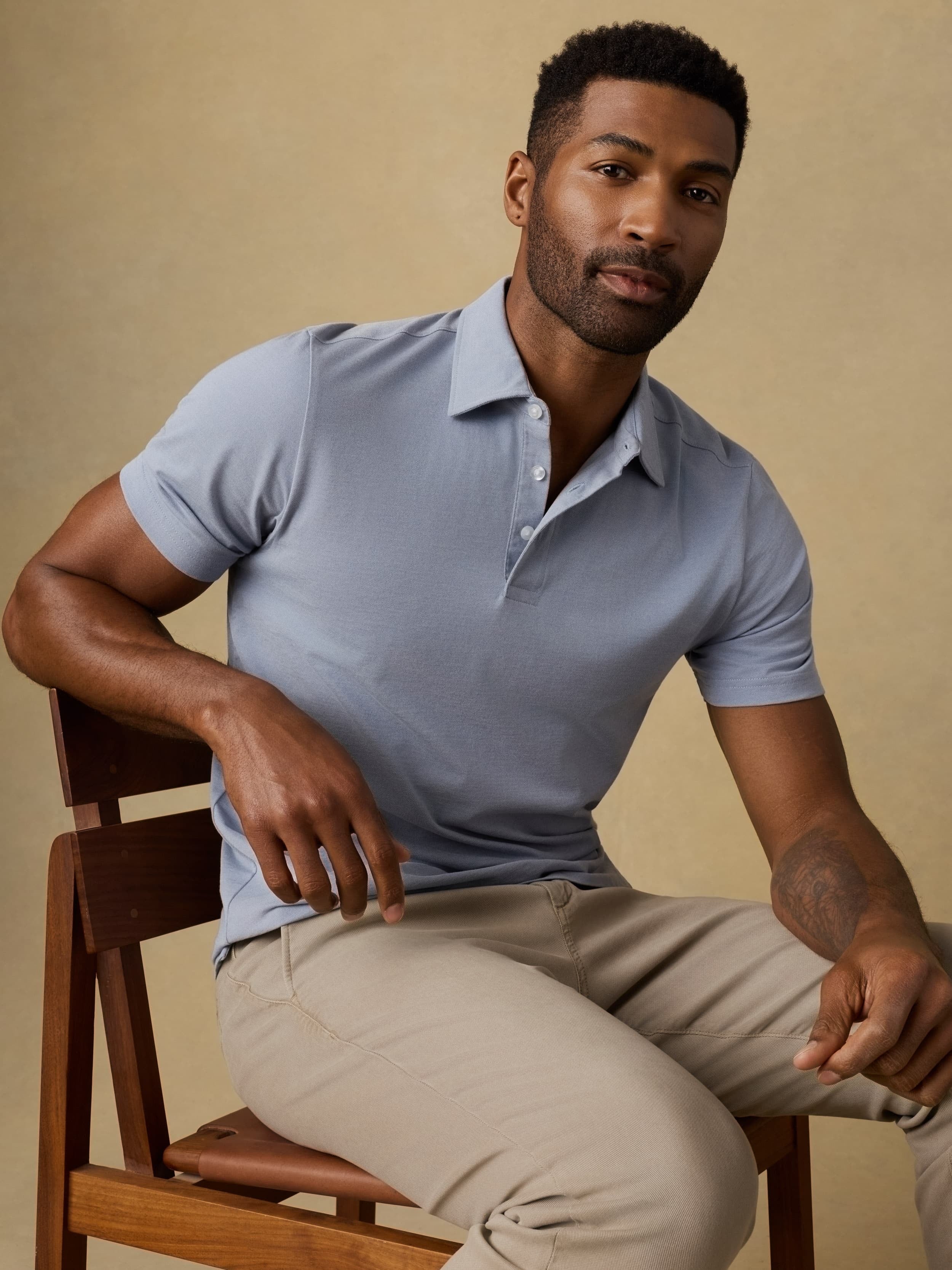Short-Sleeve MovementTM Pique Polo - Flint White Melange