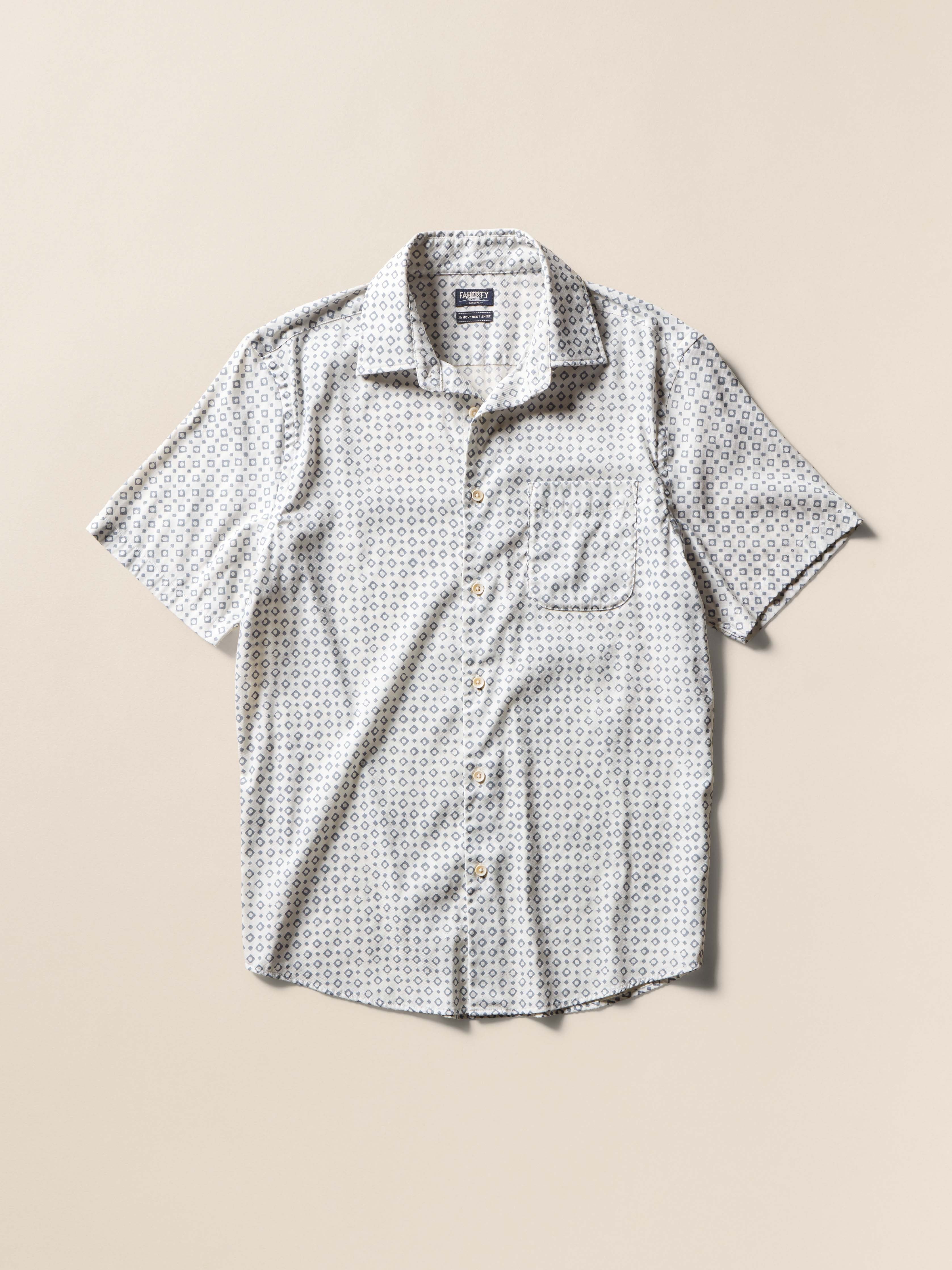 Short-Sleeve MovementTM Monterey Shirt - Stony Beach Diamond