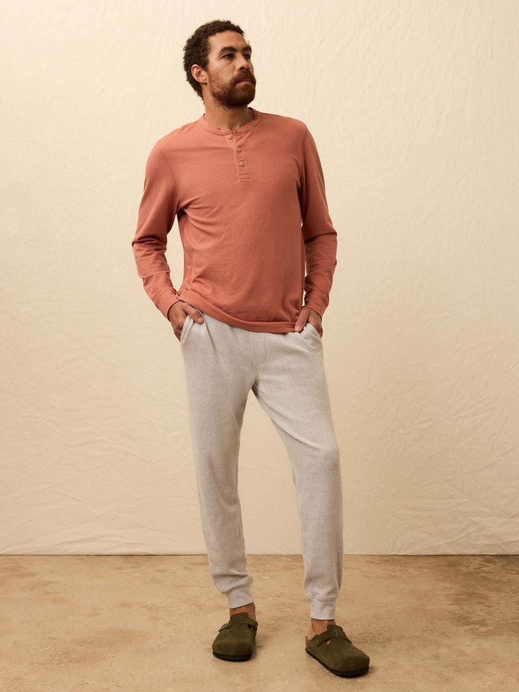 LegendTM Sweatpant - Light Heather Grey