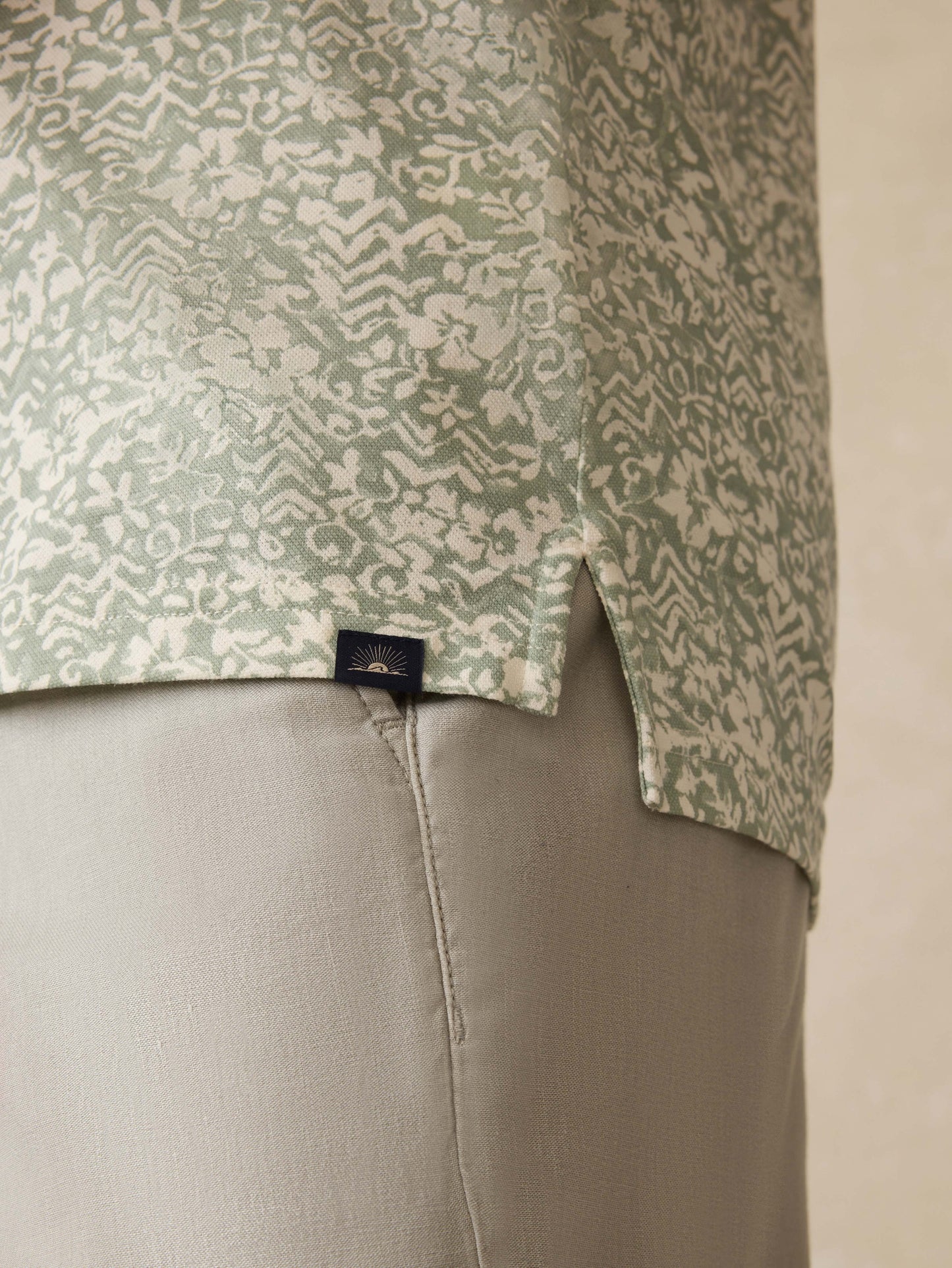 Short-Sleeve MovementTM Pique Polo - Dusty Sage Hilo