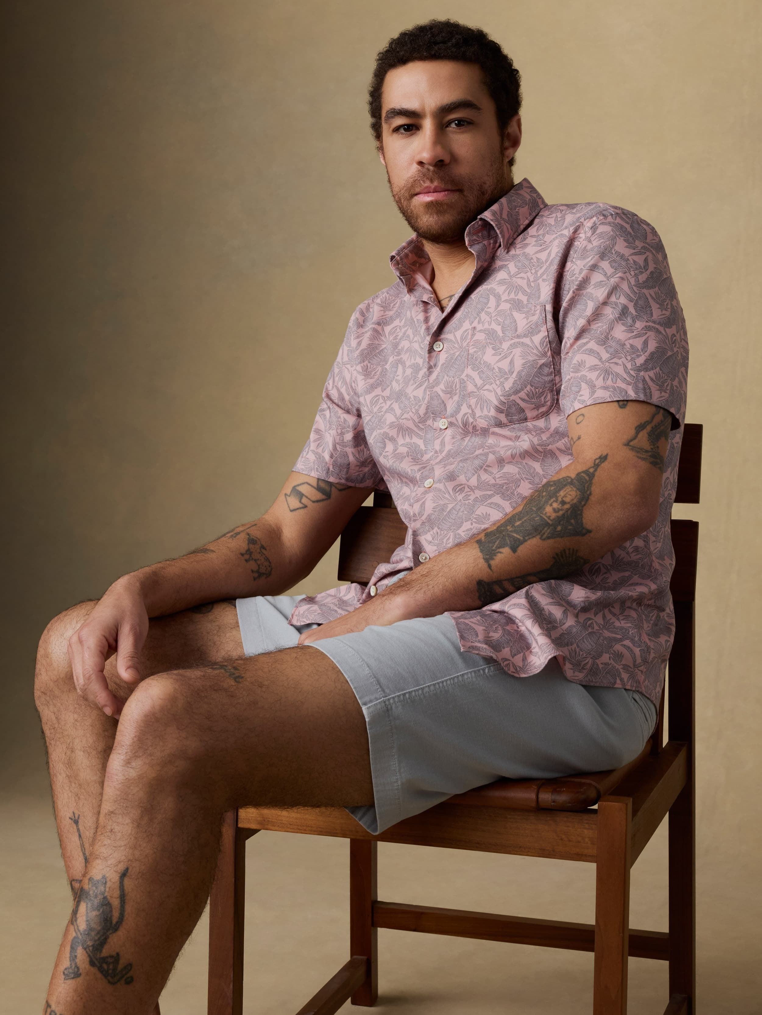 Short-Sleeve MovementTM Monterey Shirt - Mauve Tropic Foliage