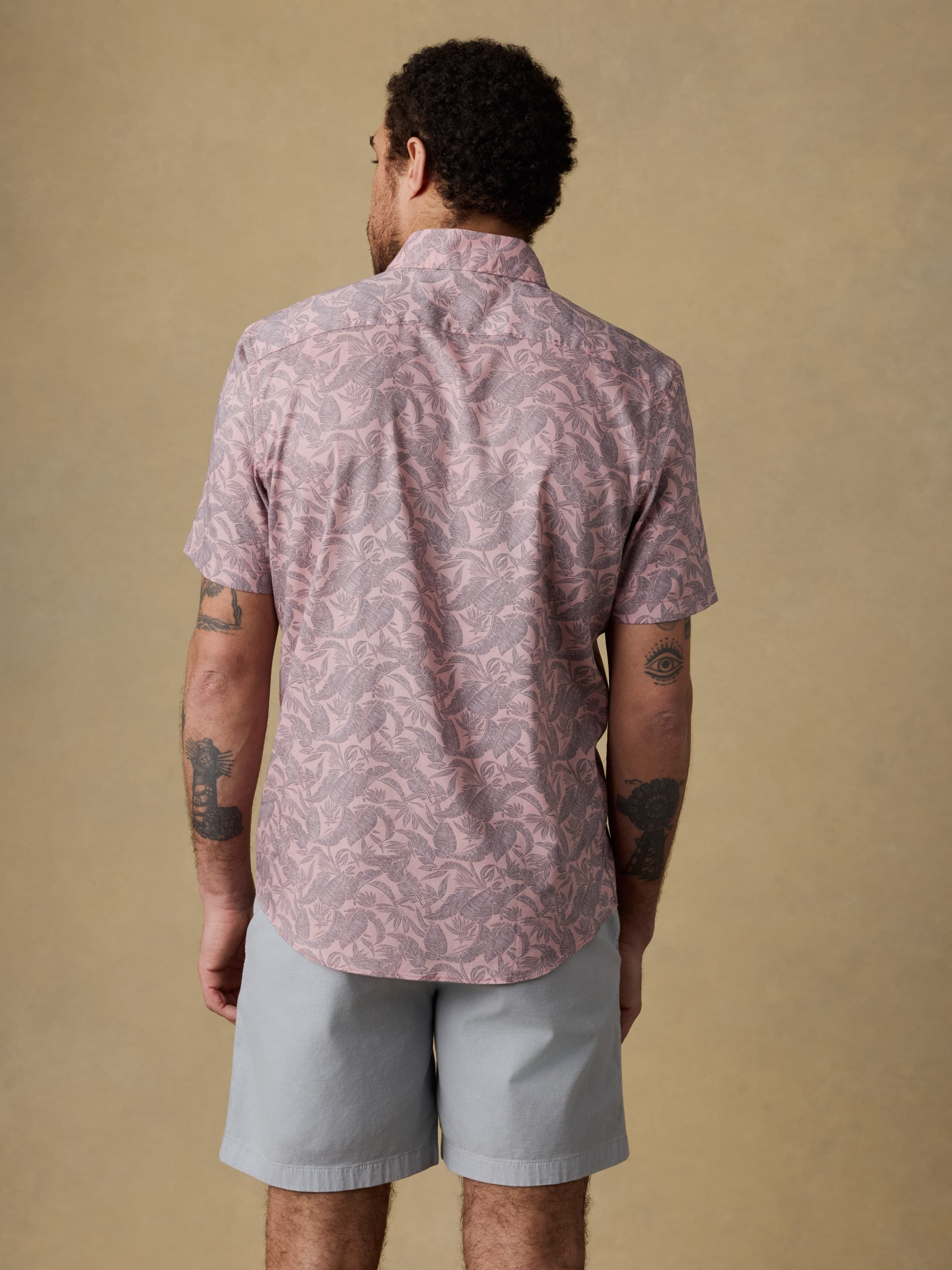 Short-Sleeve MovementTM Monterey Shirt - Mauve Tropic Foliage