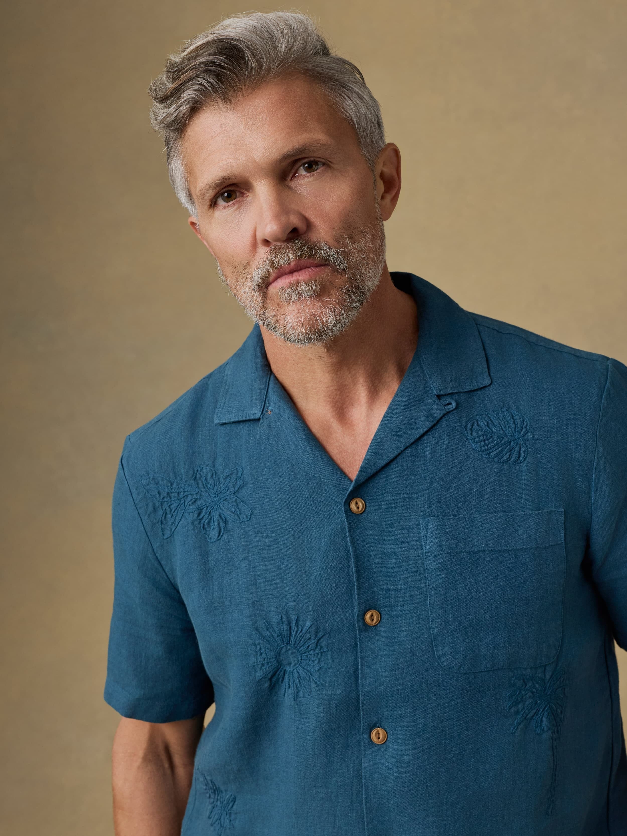 Short-Sleeve Embroidered Shirt - Pacific Tides